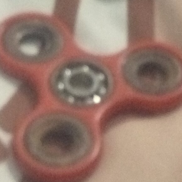 Red Fidget Spinner - Picture 1 of 3